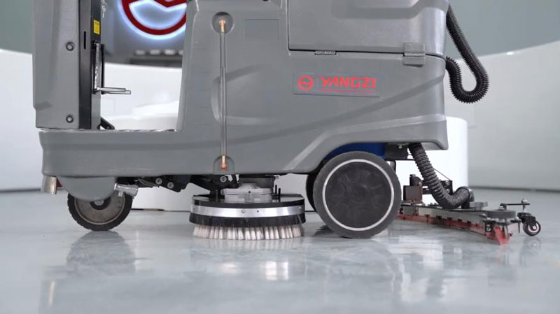 工業洗地機是掃洗拖吸一體的好還是分開的好一些 工業洗地機是掃洗拖吸一體的好還是分開的好一些