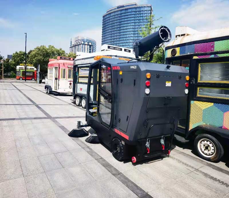 廣州融創茂采購揚子掃地機用于環保清潔 廣州融創茂采購揚子掃地機用于環保清潔