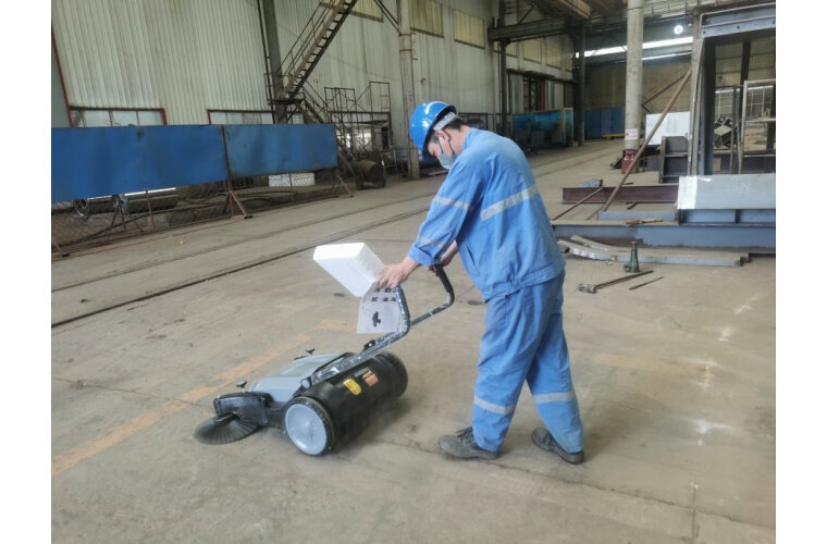 如何操作工業電動掃地機 如何操作工業電動掃地機